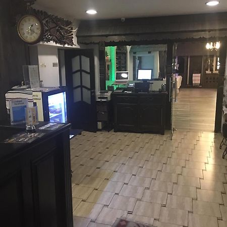 Casa Bucovineana Hotel Suceava Ngoại thất bức ảnh