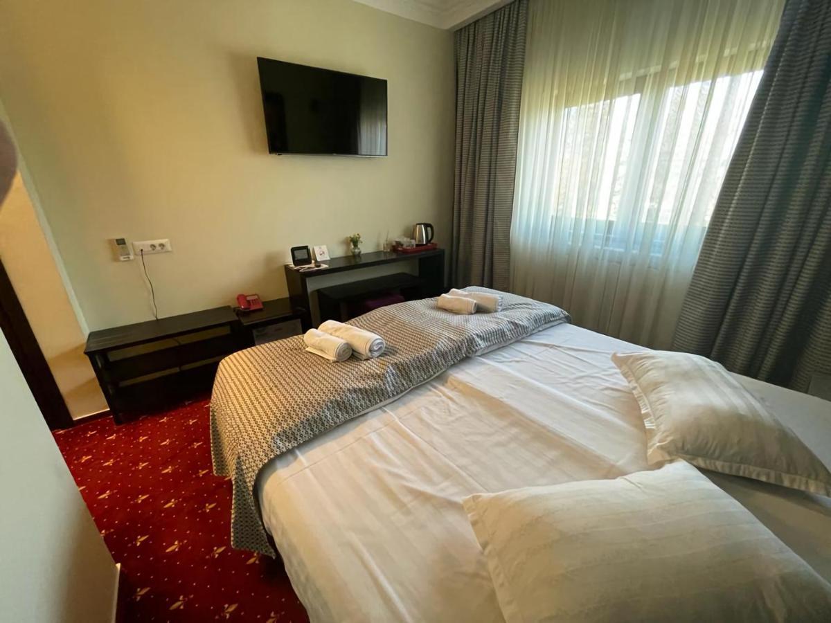 Casa Bucovineana Hotel Suceava Ngoại thất bức ảnh