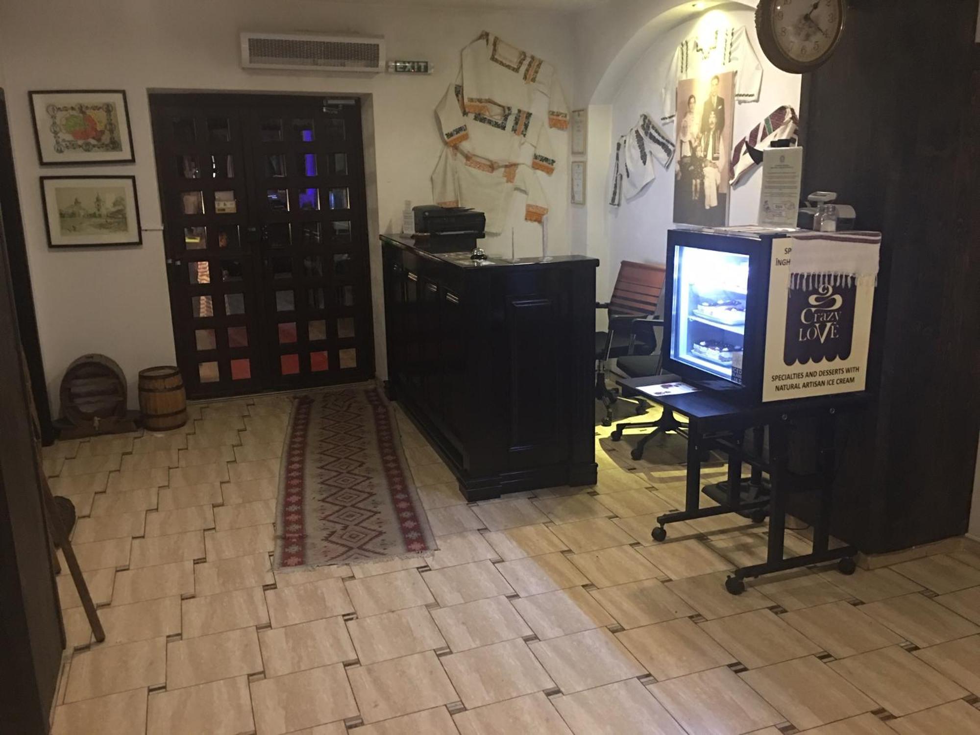 Casa Bucovineana Hotel Suceava Ngoại thất bức ảnh