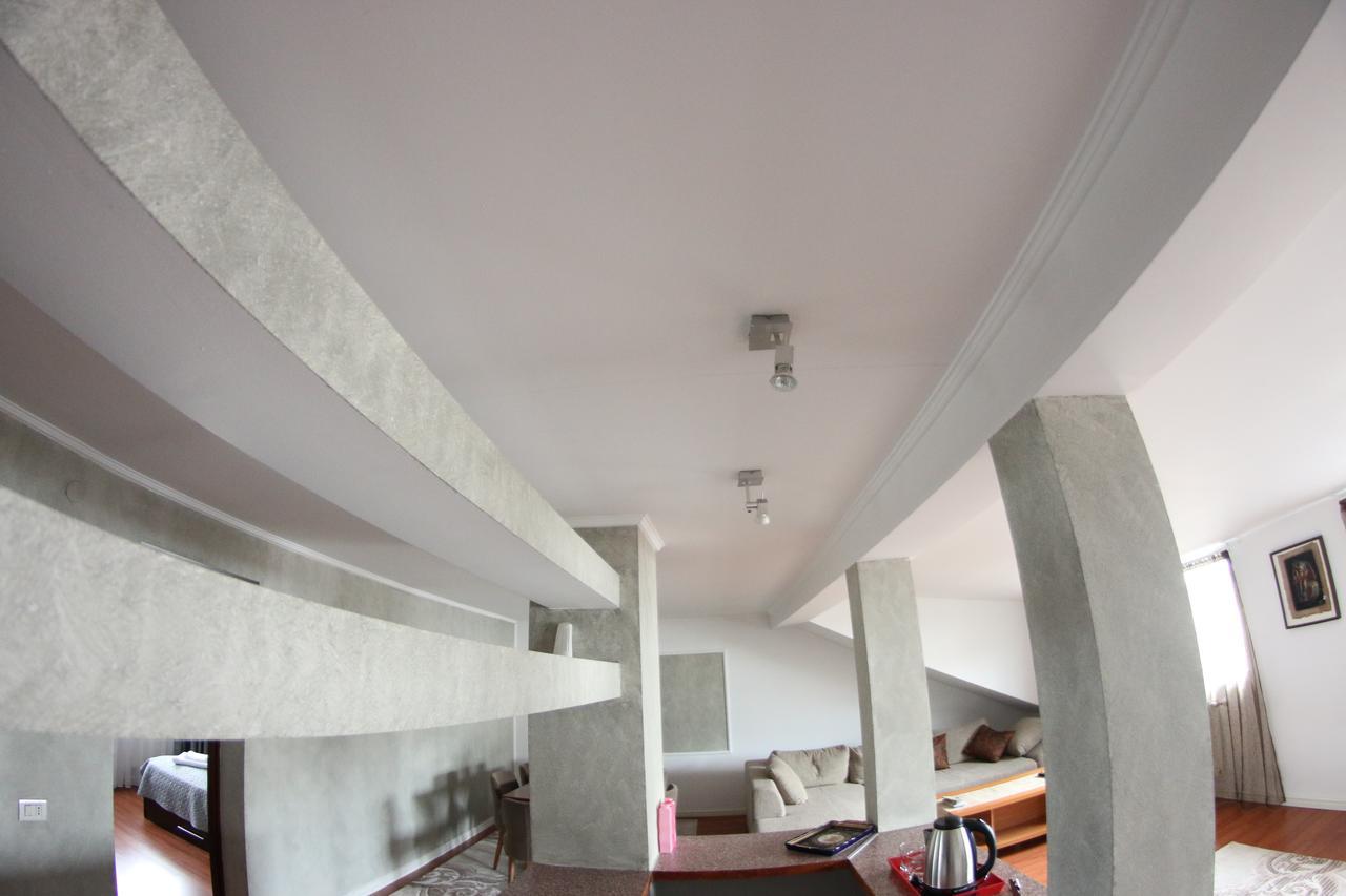 Casa Bucovineana Hotel Suceava Ngoại thất bức ảnh