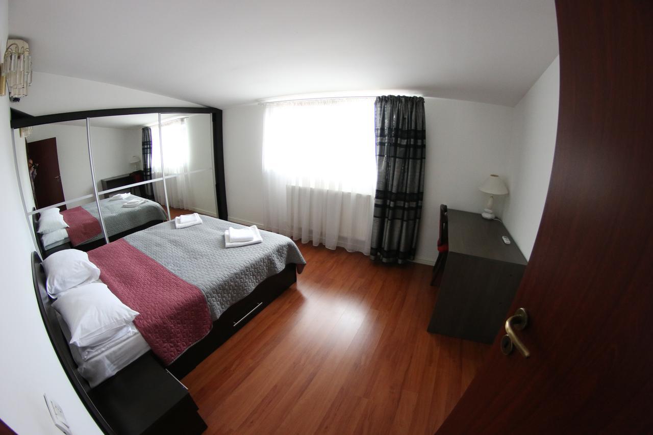 Casa Bucovineana Hotel Suceava Ngoại thất bức ảnh