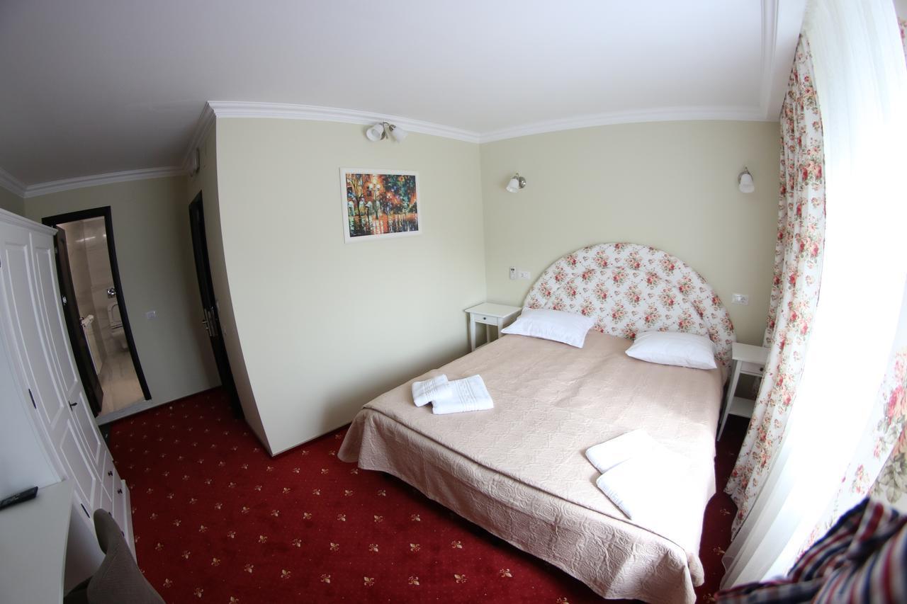 Casa Bucovineana Hotel Suceava Ngoại thất bức ảnh