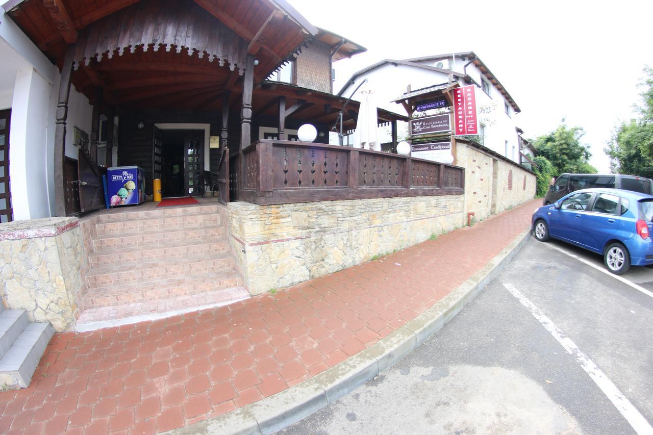 Casa Bucovineana Hotel Suceava Ngoại thất bức ảnh