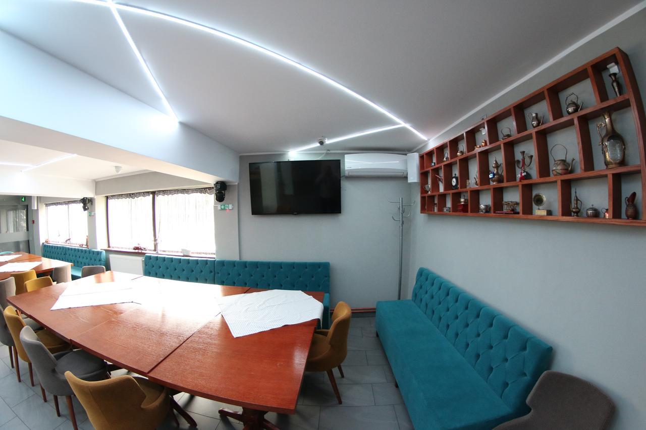 Casa Bucovineana Hotel Suceava Ngoại thất bức ảnh