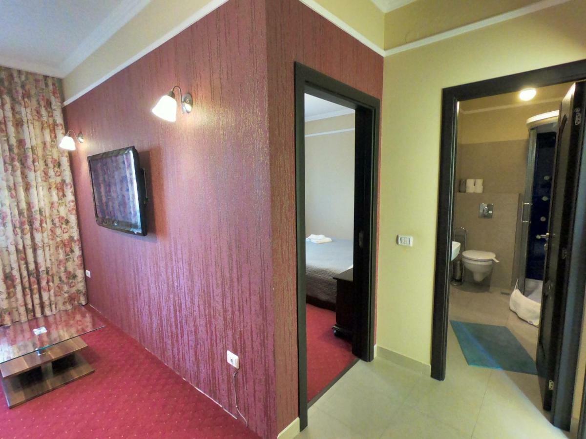 Casa Bucovineana Hotel Suceava Ngoại thất bức ảnh